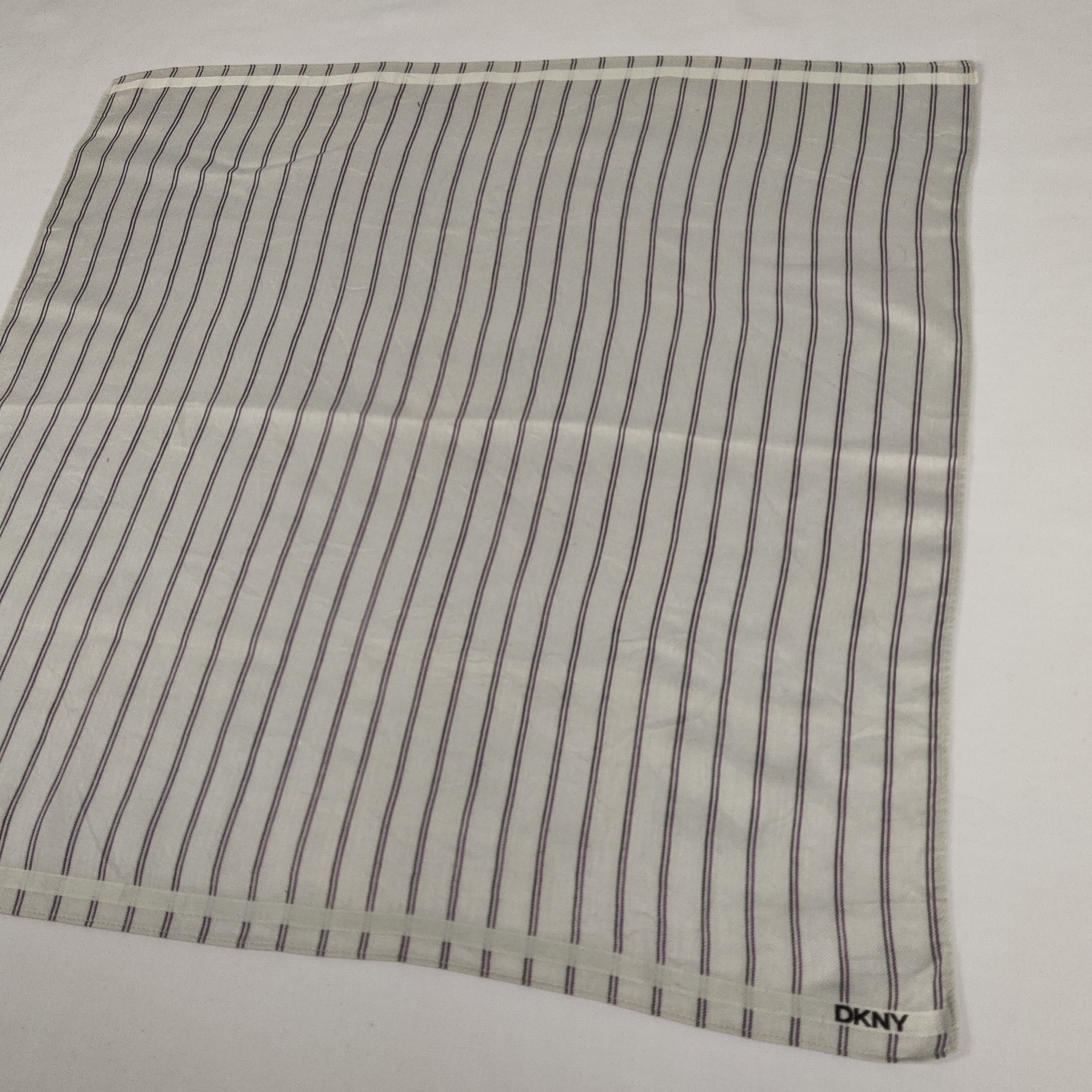 DKNY × Vintage DKNY Handkerchief / Neckerchief / Bandana FZ652 Size ONE SIZE - 4 Thumbnail