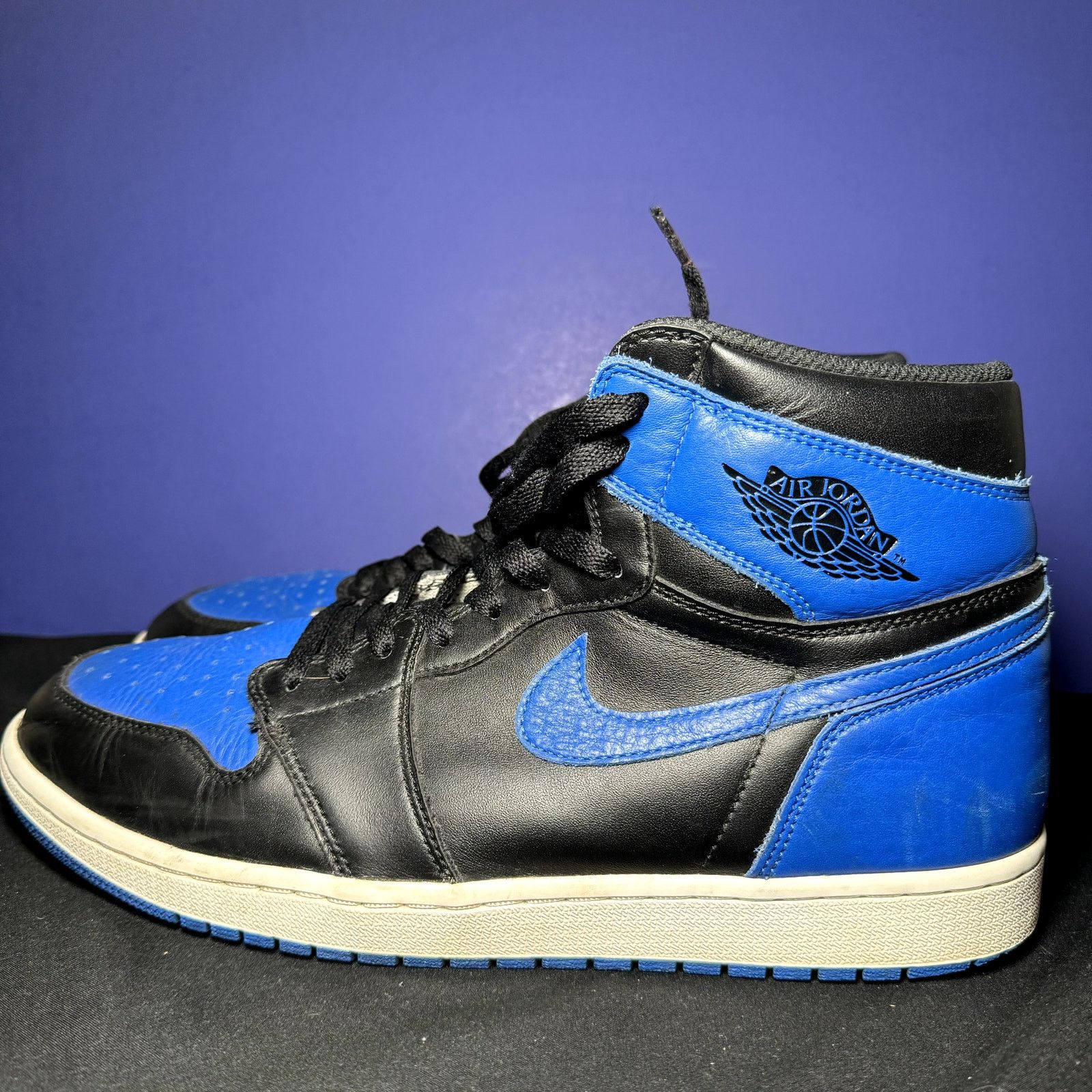 Jordan Brand × Nike Size 13 - Air Jordan 1 Retro High OG Royal 2017 Men's Shoes Size US 13 / EU 46 - 8 Thumbnail