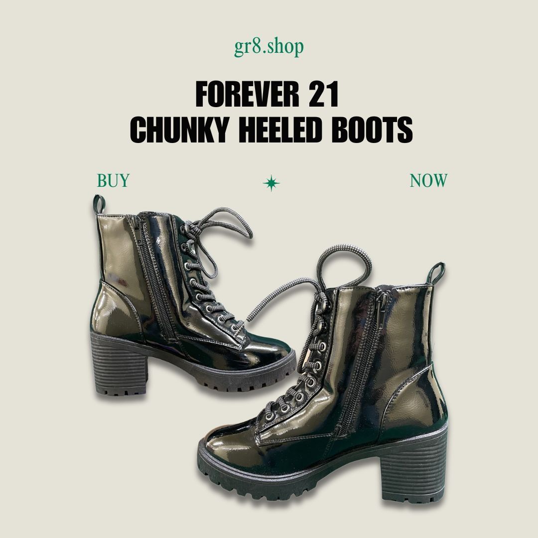 Forever 21 FOREVER 21 Black Chunky Heeled Combat Boots With Side Zipper Size US 7 / IT 37 - 1 Thumbnail