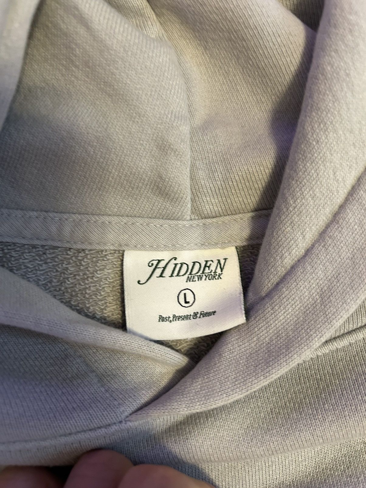 HIDDEN HIDDEN NY Japanese Logo Size L Size US L / EU 52-54 / 3 - 4 Thumbnail