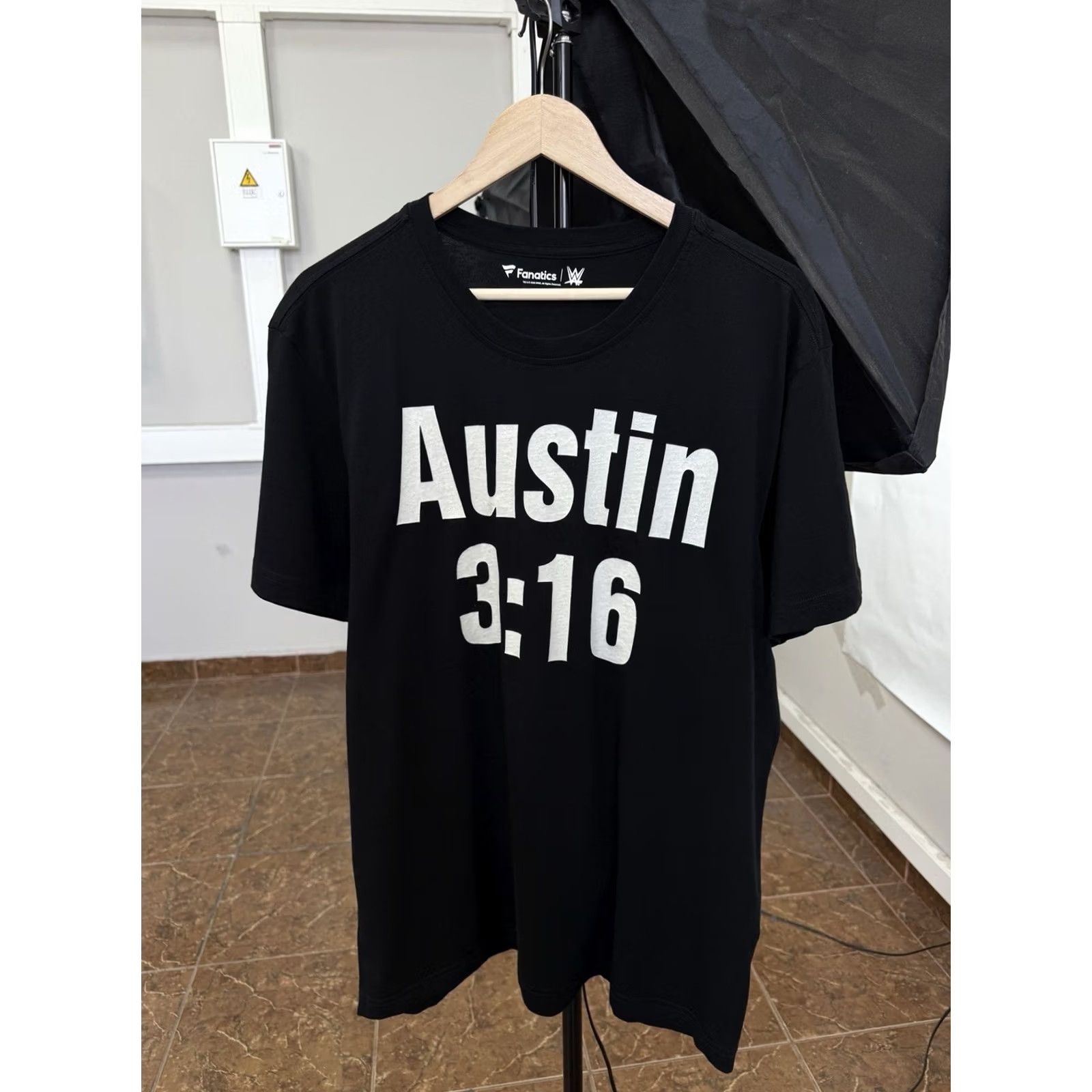 Vintage VINTAGE WWE Stone Cold Steve Austin 3:16 T-Shirt XL Men Beige Black 80s 90s Mens Size US XL / EU 56 / 4 - 2 Thumbnail