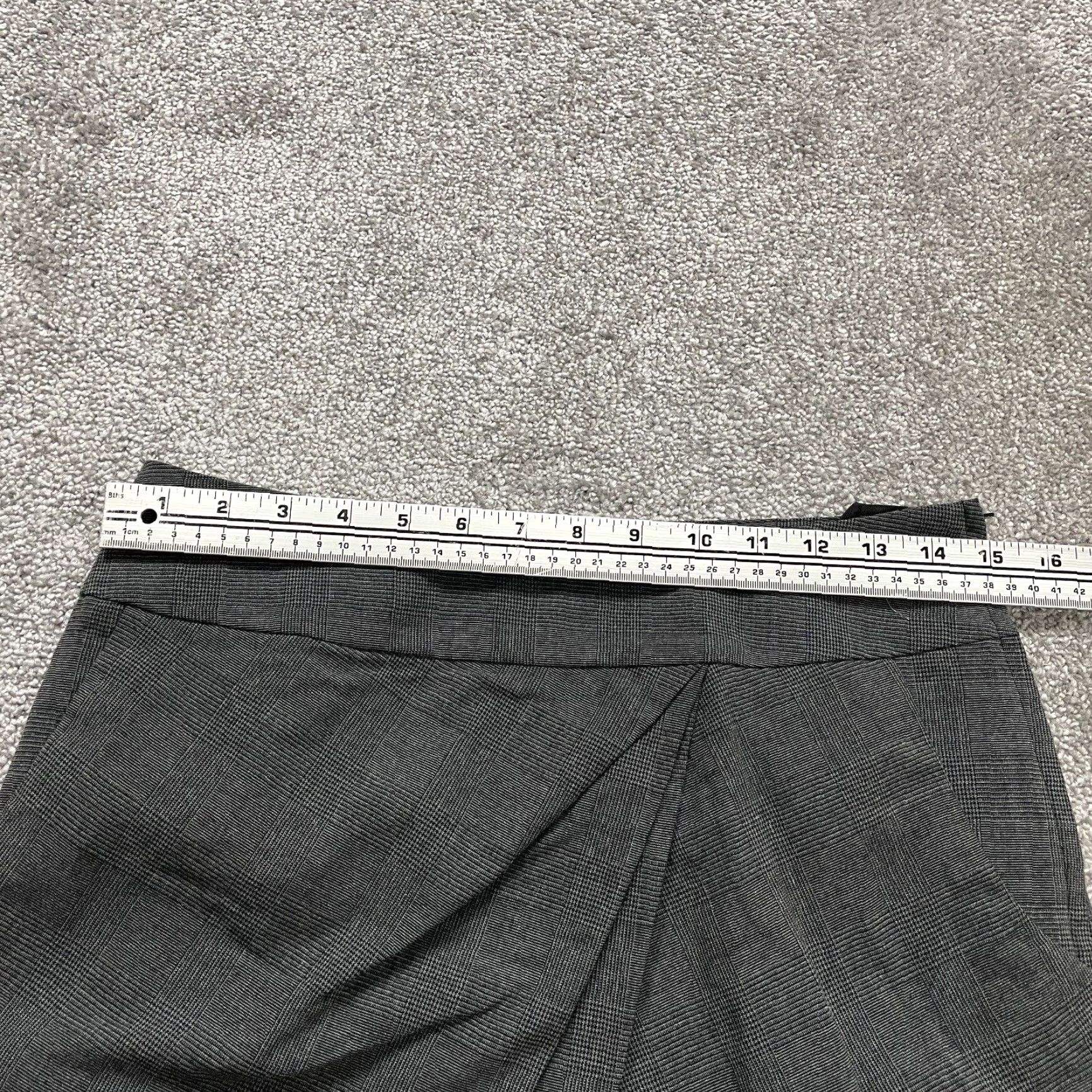 H&M H&M Pencil Mini Skirt Womens 38 Black White Plaid Pleated Front Pockets Workwear Size 26" / US 2 / IT 38 - 6 Thumbnail