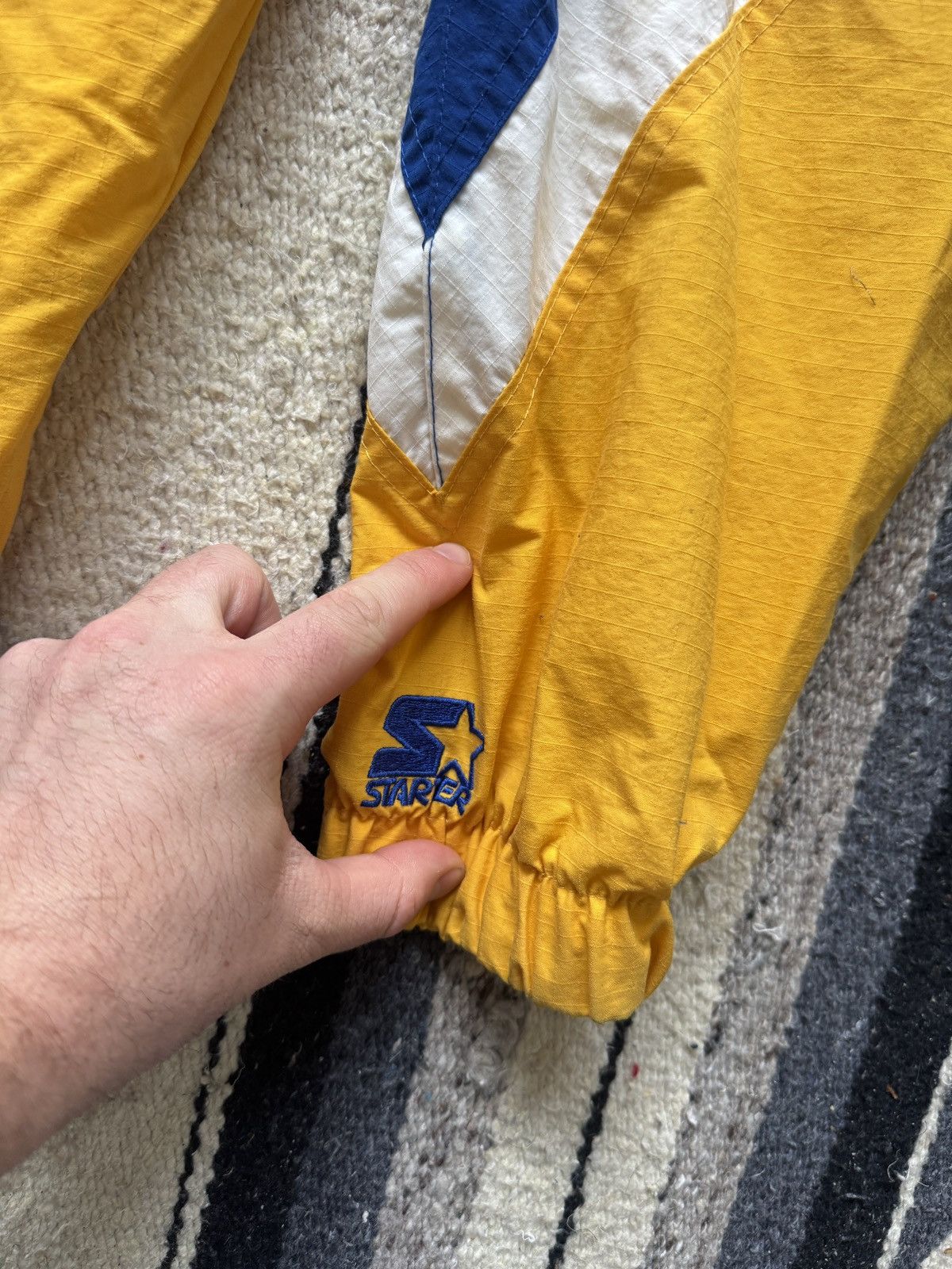 Starter Vintage 90s St. Louis Blues Starter Jacket Size L NHL Size US L / EU 52-54 / 3 - 4 Thumbnail