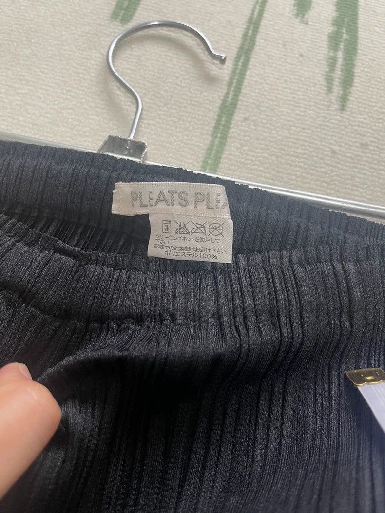 Issey Miyake Issey Miyake size:2 Black pleated pants Size 42" / US 20 - 3 Thumbnail