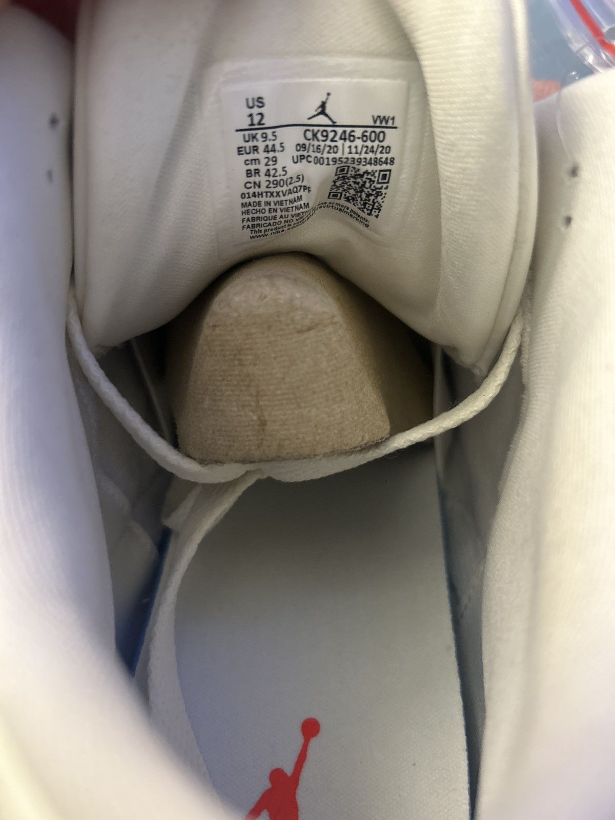 Jordan Brand Women’s Jordan 3 Rust Pink Size US 12 / EU 45 - 7 Thumbnail