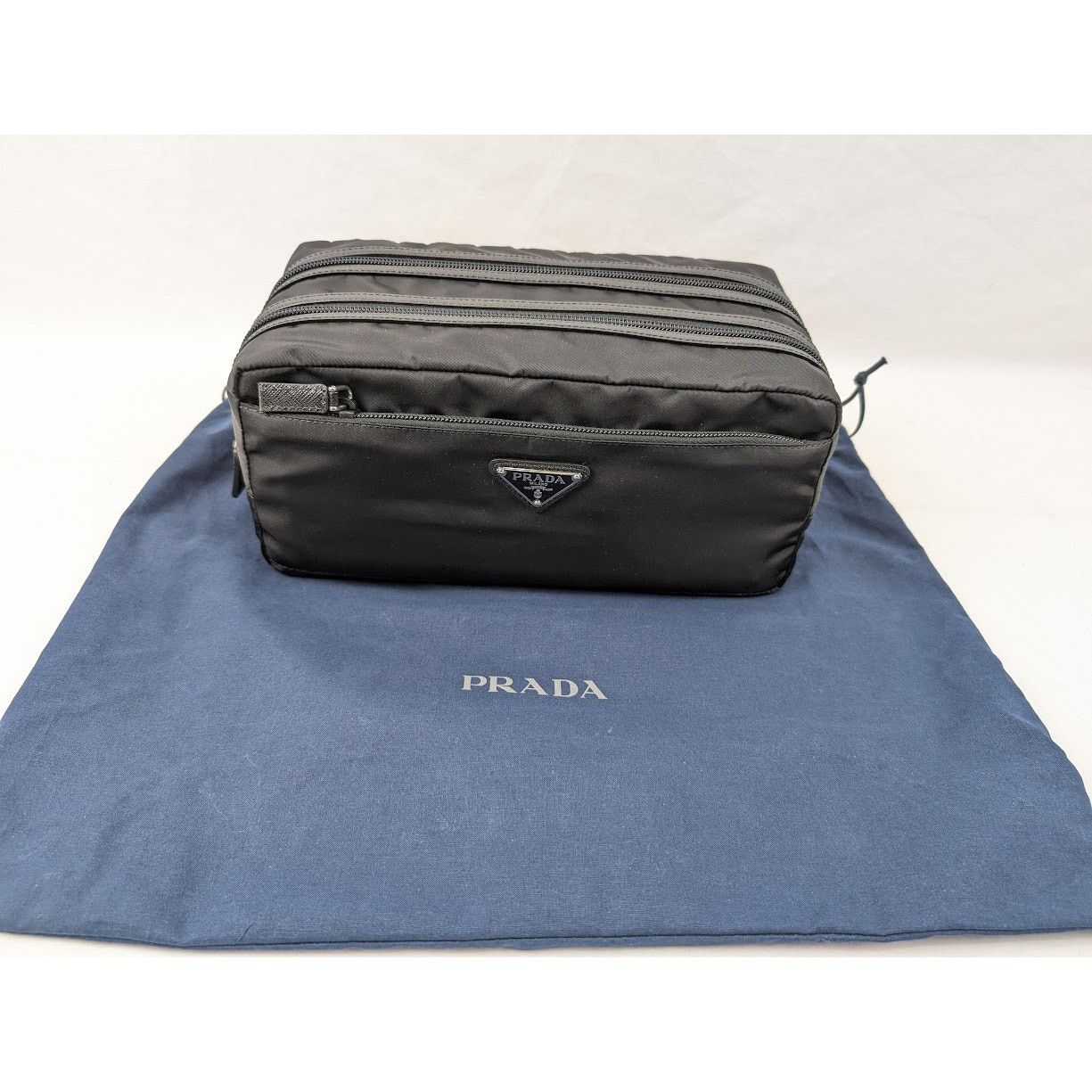 Prada o1rshd1 Size: OS / Tessuto Saffian Travel Pouch in Black Size ONE SIZE - 14 Thumbnail