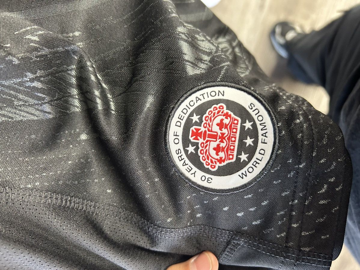 Supreme Supreme 30 year of dedication shorts Size US 30 / EU 46 - 4 Thumbnail