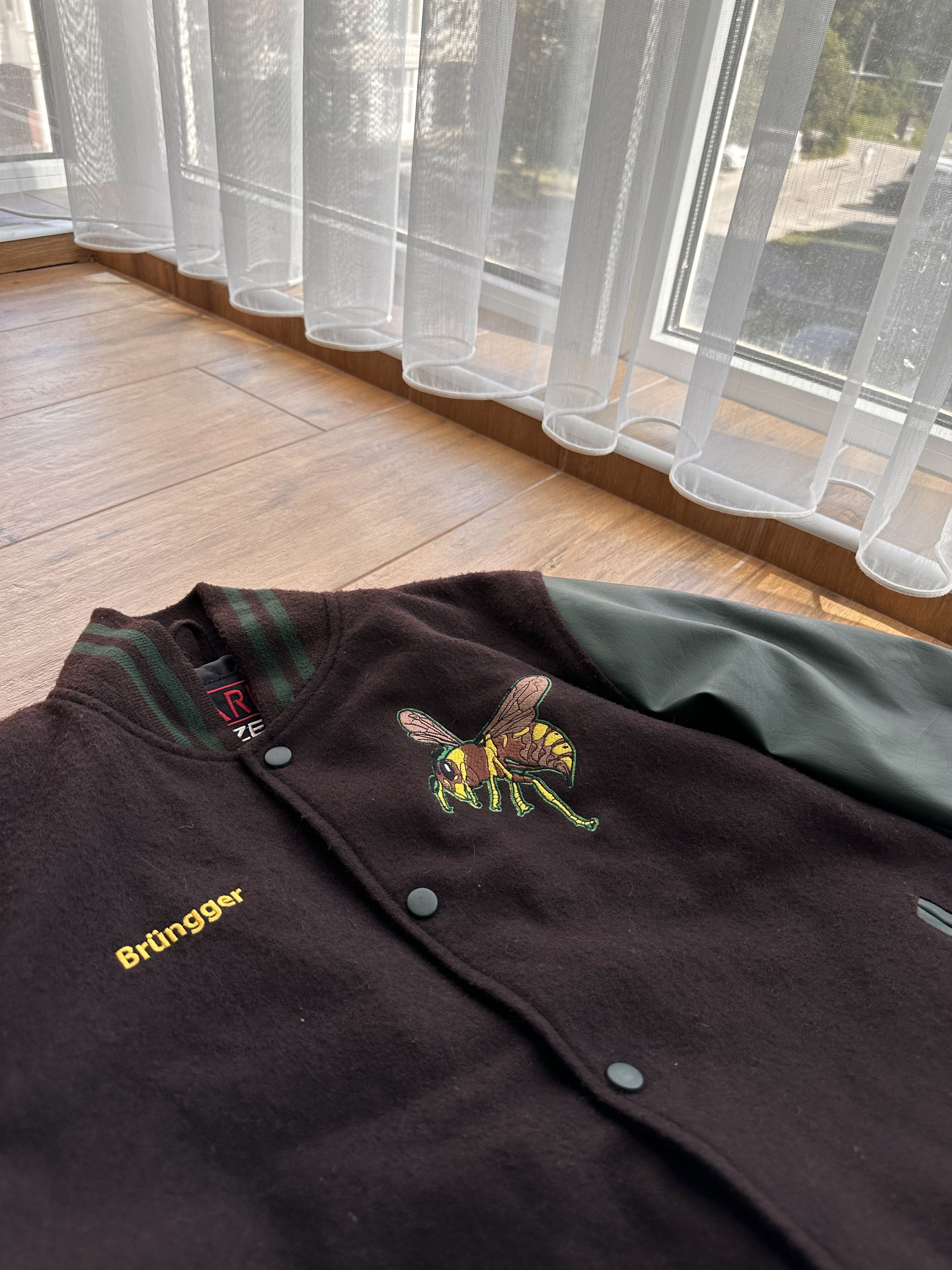 Japanese Brand Vintage Brugger Bee Japanese Streetstyle Brown Bomber Jacket Size US M / EU 48-50 / 2 - 10 Thumbnail