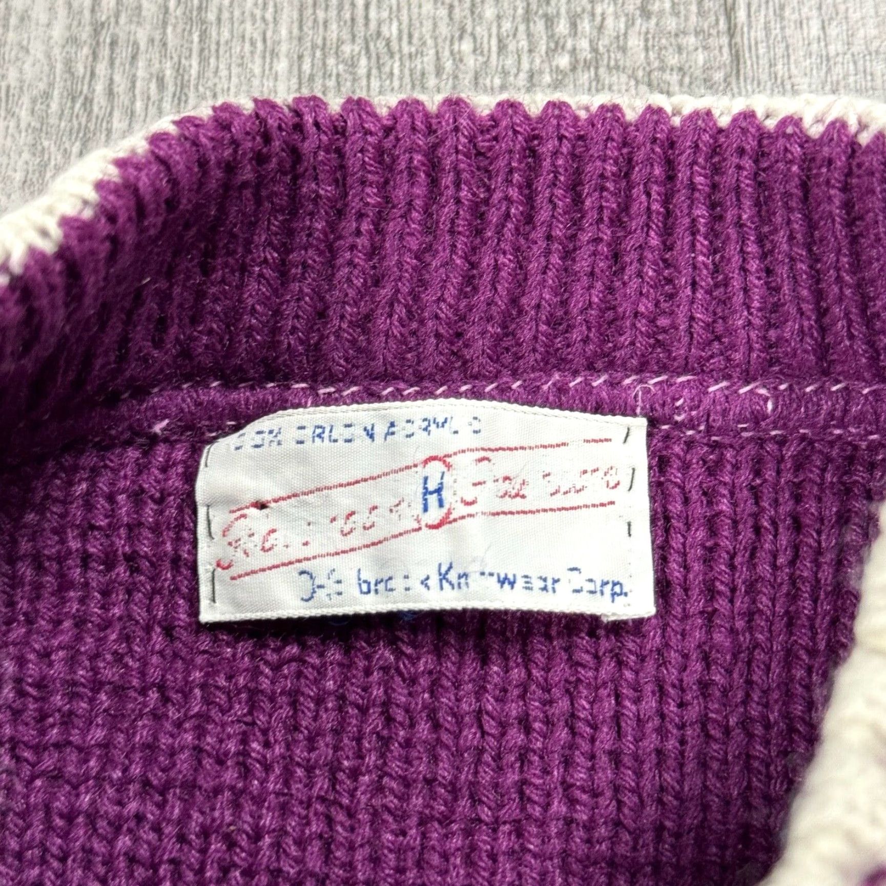 Vintage VINTAGE Marisa Christina Womens Cardigan Sweater Floral Knit Button Size S Purple 70s Size S / US 4 / IT 40 - 3 Thumbnail