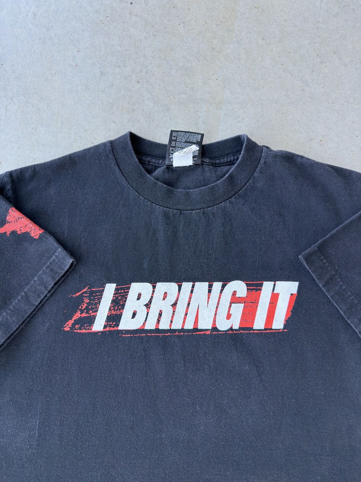 Vintage Vintage 2000s The Rock “ I Bring It “ Wrestling T Shirt Size US M / EU 48-50 / 2 - 3 Thumbnail