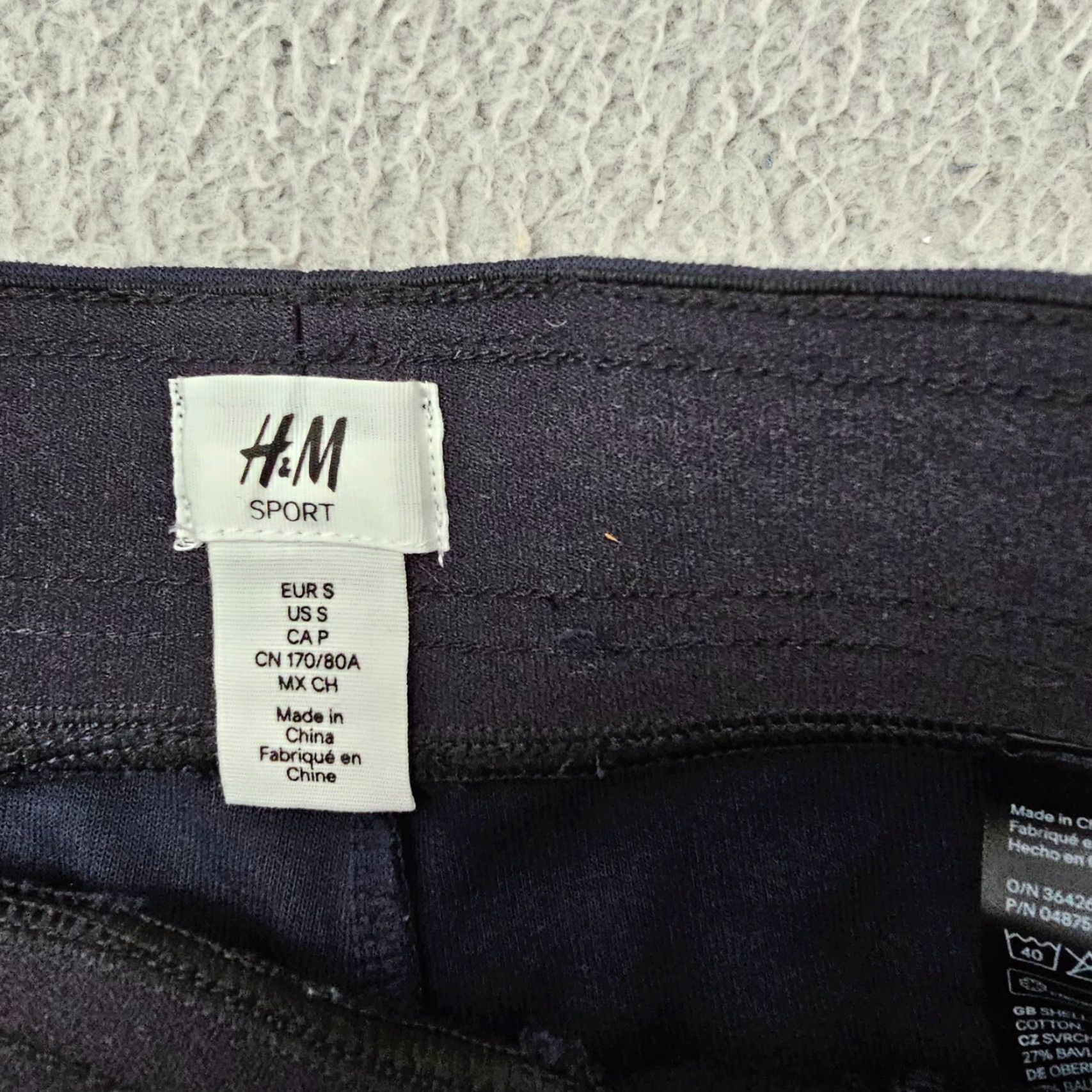 H&M H&M Shorts Mens Size S Navy Chino Jogger Lightweight Breathable Stretch Quick Dry Pockets Casual Workwear Summer Slim Regular Bib? Size US 29 - 4 Thumbnail