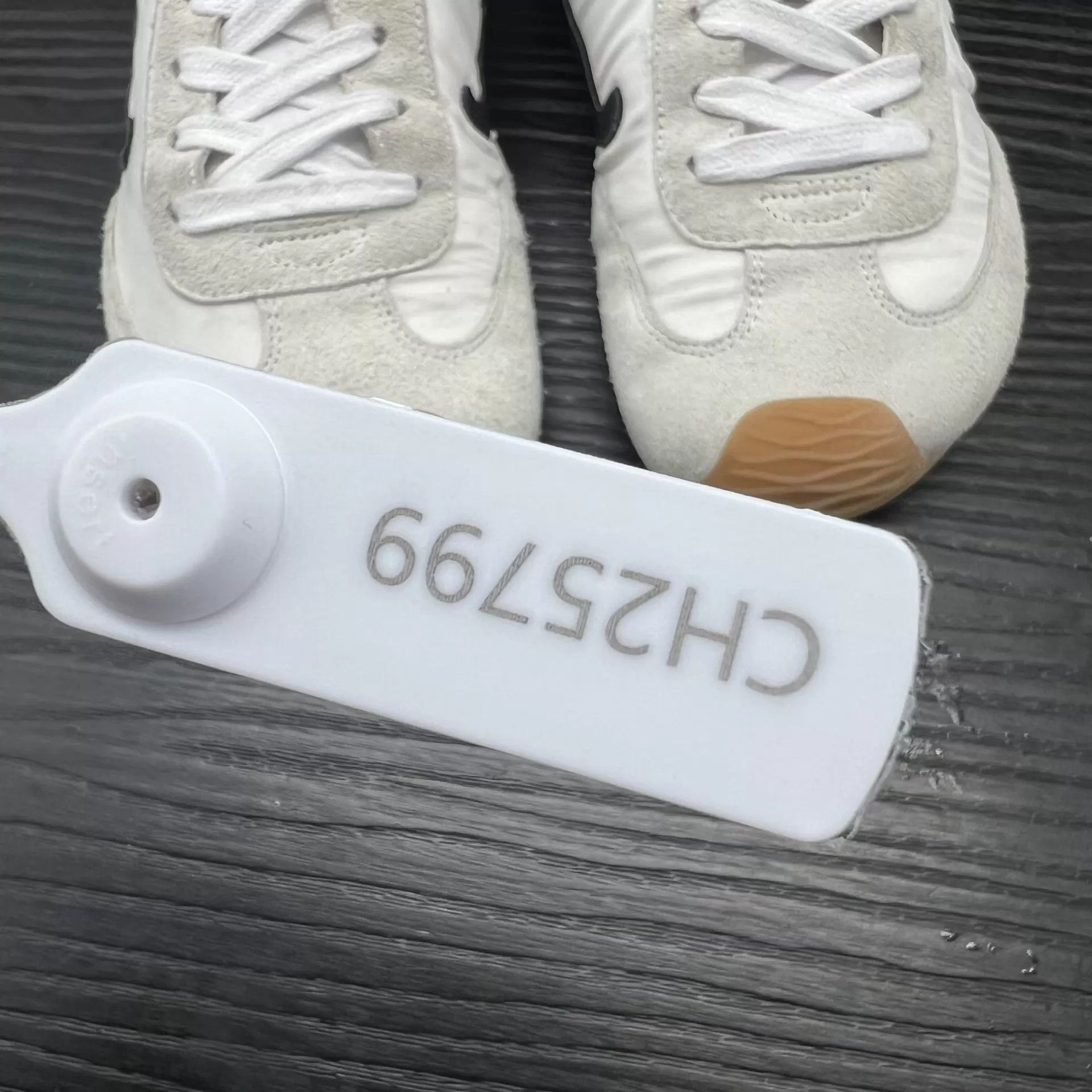 Loewe Loewe Ballet Runner 2.0 Black & White 39 Size US 8.5 / IT 38.5 - 9 Thumbnail