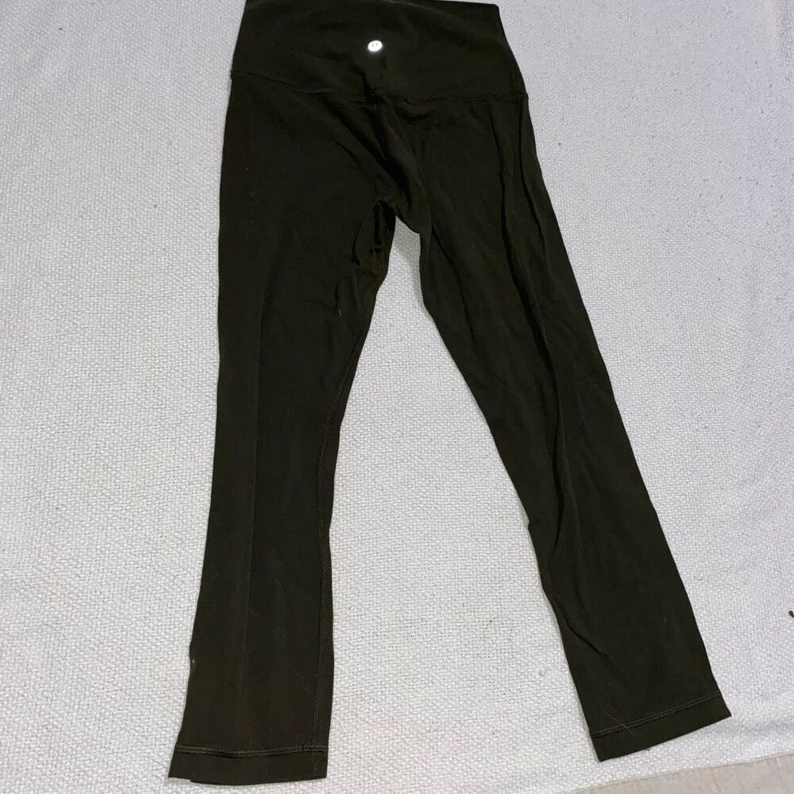 Lululemon Lululemon Olive Green Cropped Leggings | Sz 4 Size 27" / US 4 / IT 40 - 3 Thumbnail
