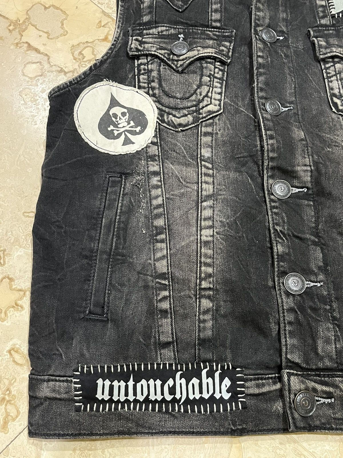 True Religion Y2K True Religion Black Distressed Studded Denim Jacket Size US M / EU 48-50 / 2 - 2 Thumbnail