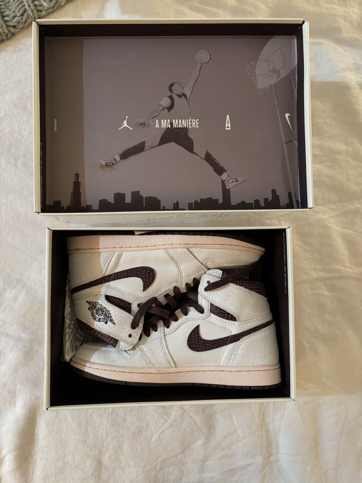 A Ma Maniere × Jordan Brand Air Jordan 1 High OG ‘Airness’ x A Ma Maniere Size US 9.5 / EU 42-43 - 1 Thumbnail