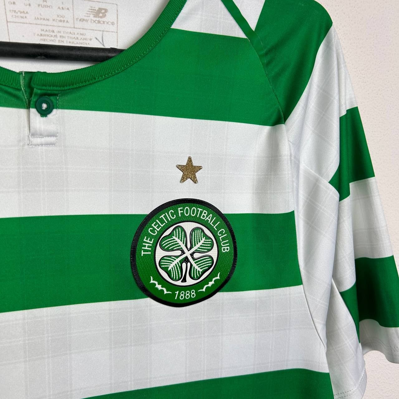 New Balance Mens New Balance FC Celtic 2020 home soccer jersey Size US M / EU 48-50 / 2 - 4 Thumbnail
