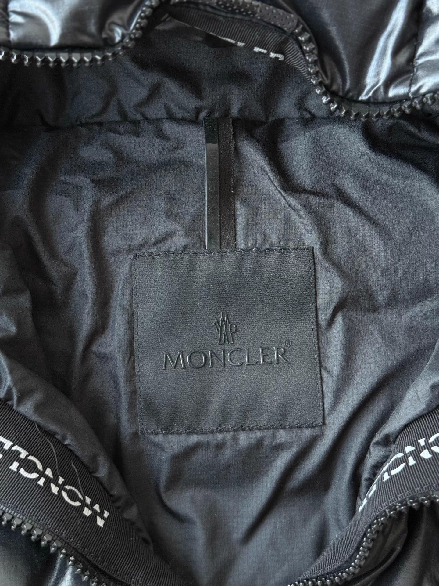 Moncler Moncler 23ss Black Hooded Short Down Jacket Size 1 Size US S / EU 44-46 / 1 - 4 Thumbnail