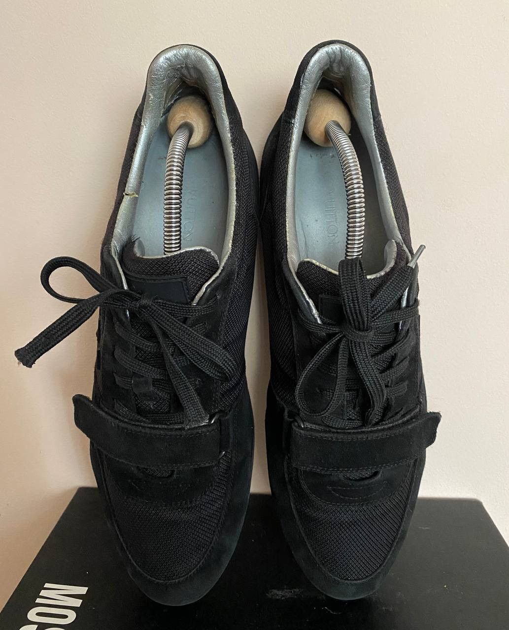 Louis Vuitton Louis Vuitton Big Logo Suede Black Stardust Trainer Sneakers Size US 8.5 / EU 41-42 - 6 Thumbnail