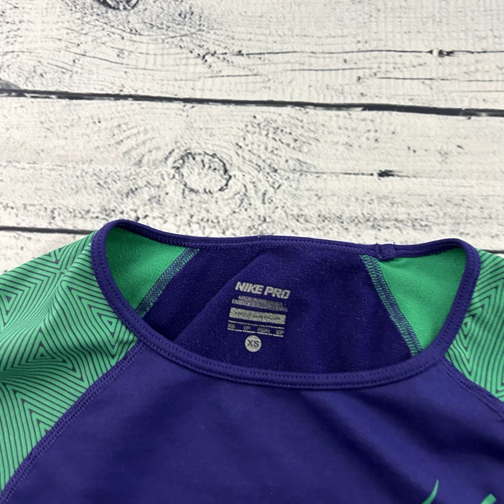 Nike Nike Pro Livestrong Long Sleeve Athletic Fleece Lined Top Women's XS Purple Size XS / US 0-2 / IT 36-38 - 2 Thumbnail