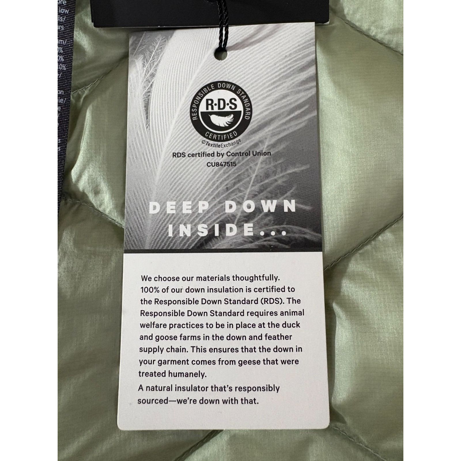 Lululemon Lululemon Featherweight 900 Down Quilted Hooded Jacket Sz L Size US L / EU 52-54 / 3 - 6 Thumbnail