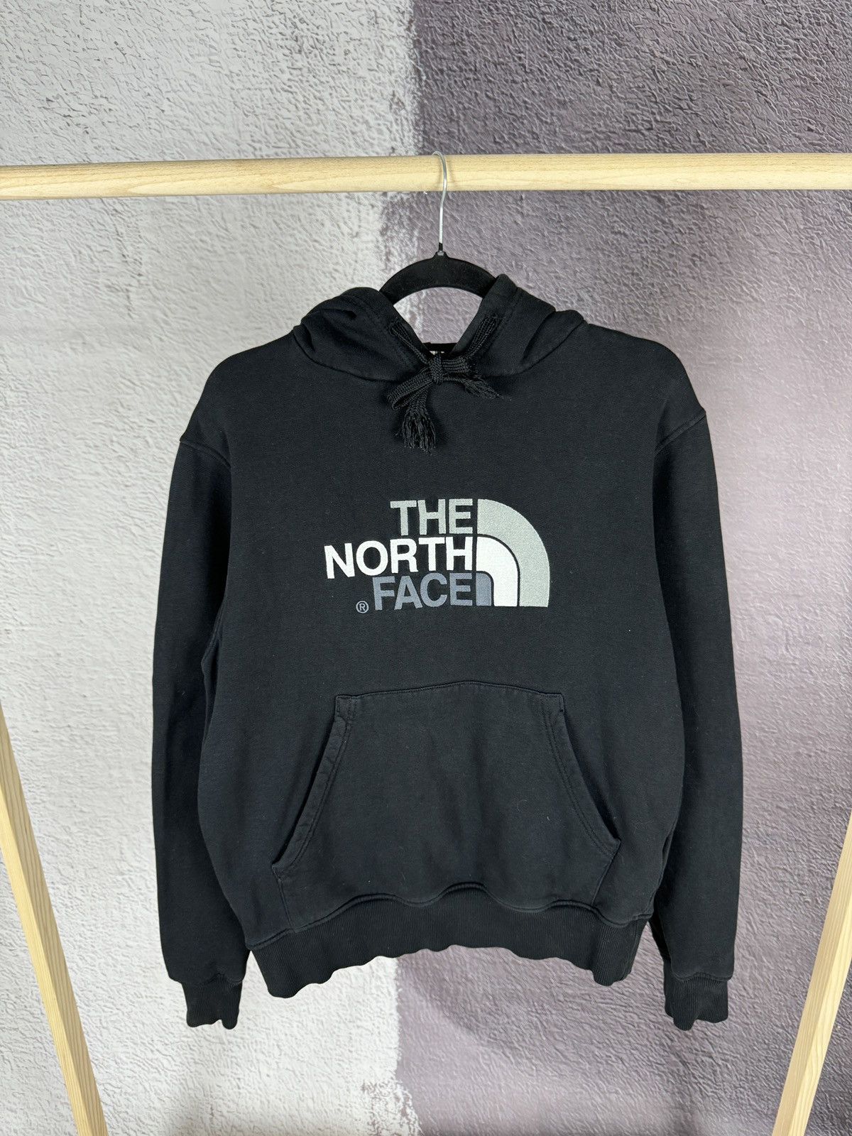 The North Face The North Face vintage big logo black cotton hoodie Size US S / EU 44-46 / 1 - 1 Thumbnail