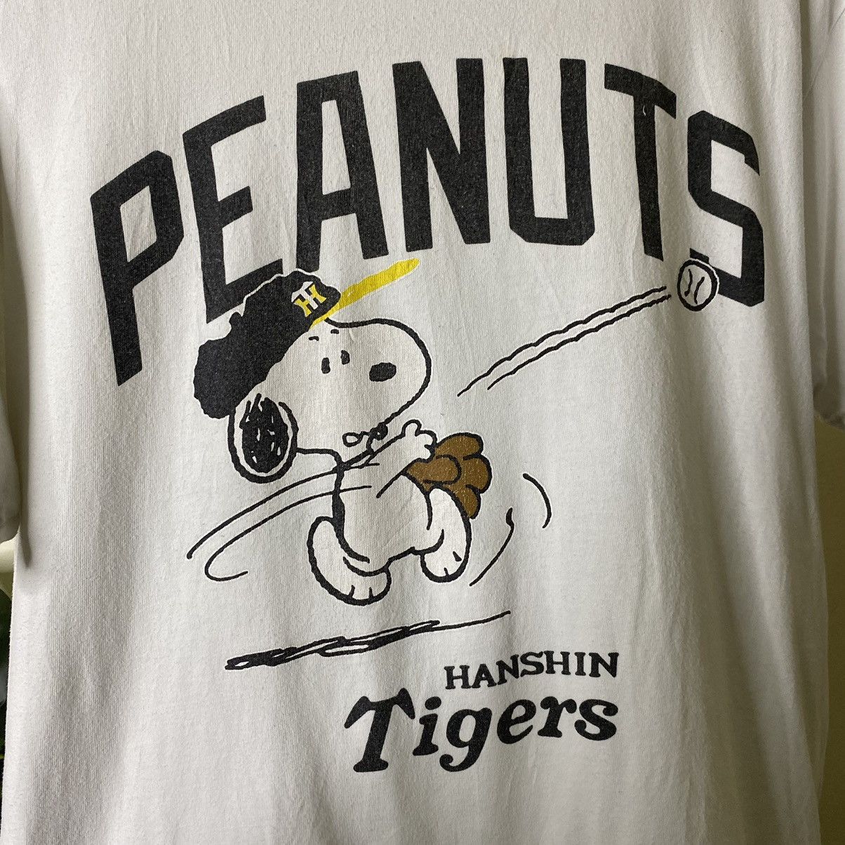 Japanese Brand × MLB × Peanuts Vtg Peanuts Snoopy x Hanshin Tigers Bathing Ape Bape Style Size US L / EU 52-54 / 3 - 2 Thumbnail