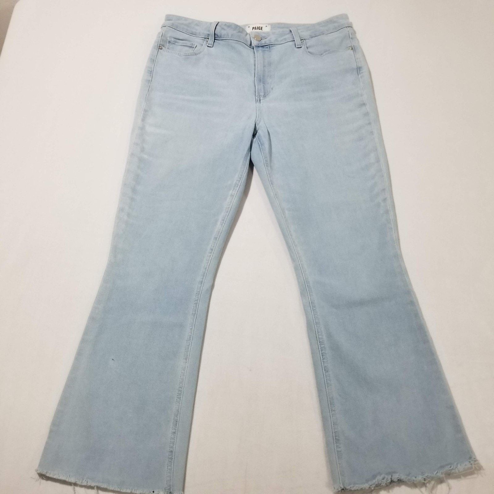Paige Paige Denim 32 Colette Crop Flare Jeans Fringe Raw Hem Size 32" / US 10 / IT 46 - 1 Thumbnail