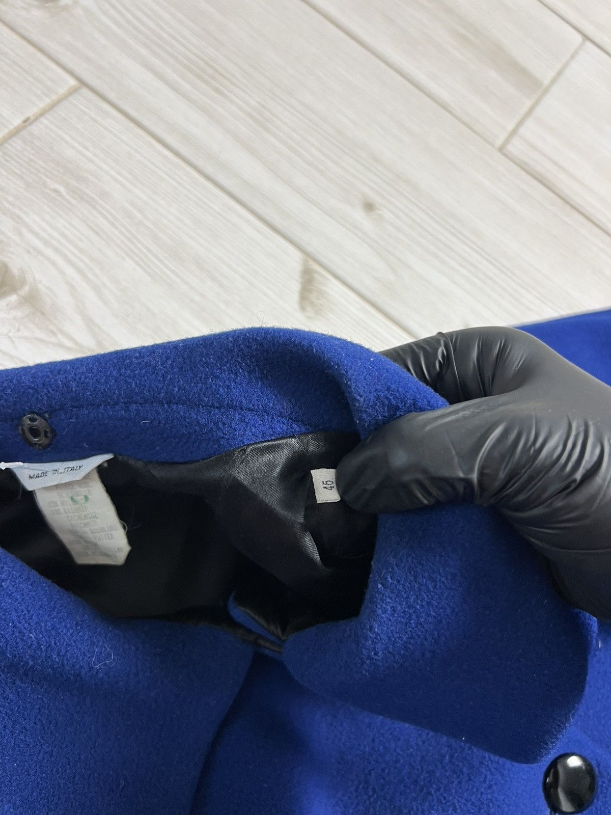 Versace Versace Coat Jacket Made in Italy Blue Wool 1990s Size US L / EU 52-54 / 3 - 12 Thumbnail