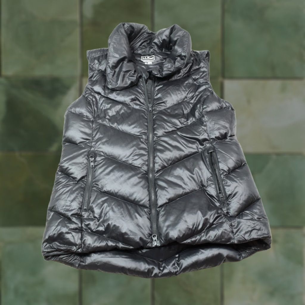 Vintage VINTAGE LL Bean Downtek 850 Ultralight Vest Womens Medium Black Full-Zip Puffer Size M / US 6-8 / IT 42-44 - 1 Thumbnail