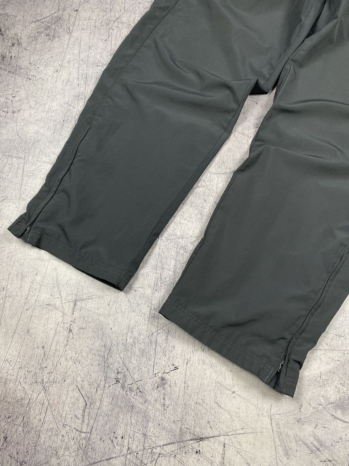 Nike × Vintage Vintage 00s Nike swoosh y2k nylon drill track pants Size US 35 - 8 Thumbnail