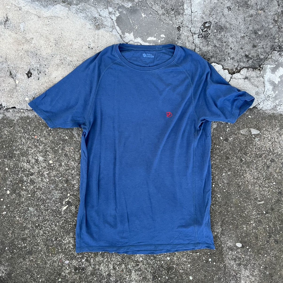 Fjallraven Fjallraven Arctic Fox T-Shirt Size US L / EU 52-54 / 3 - 1 Thumbnail