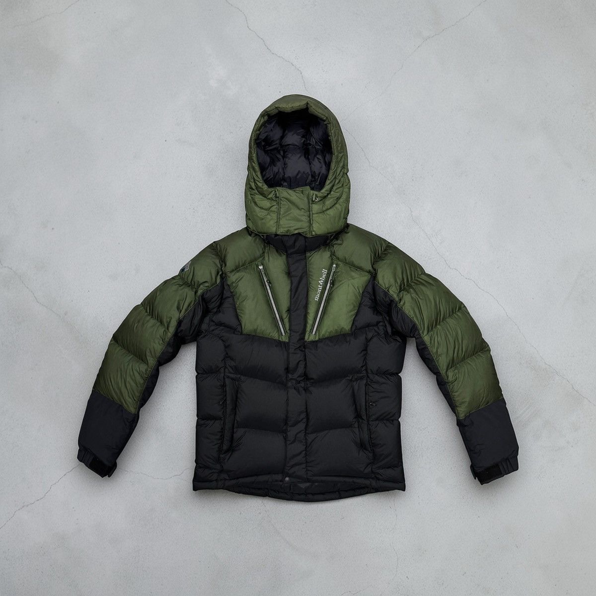 Montbell Montbell Multi Pocket Puffer Down Jacket Men Dark Green Size US L / EU 52-54 / 3 - 1 Thumbnail