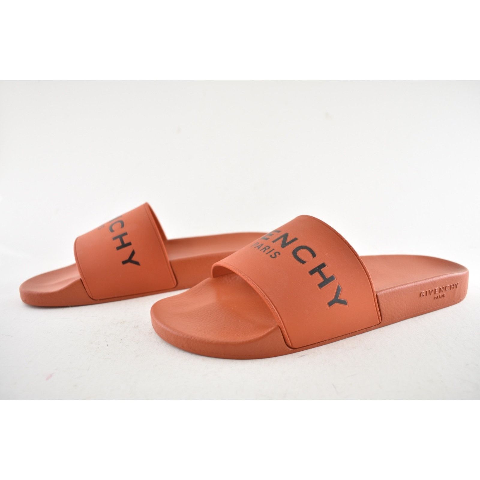 Givenchy Givenchy Orange Black Logo Rubber Pool Slide Sandal 44 11 Size US 11 / EU 44 - 9 Thumbnail