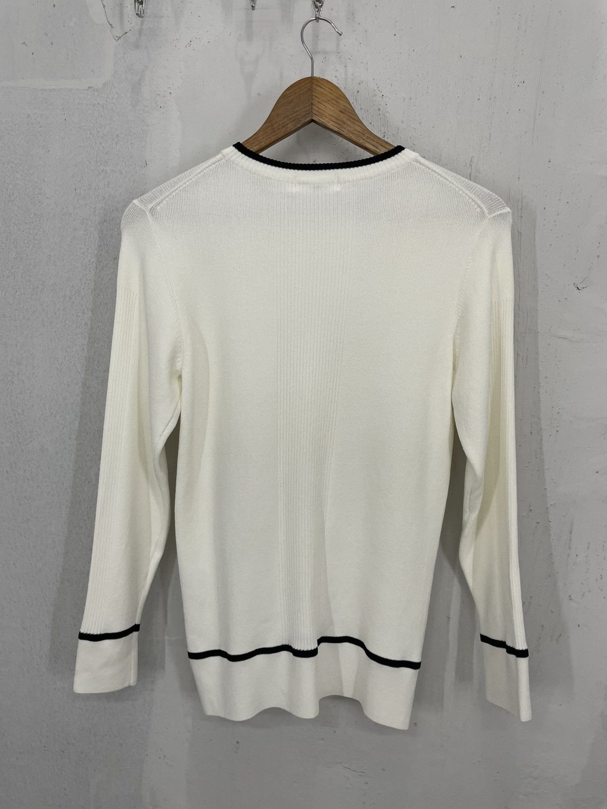 Balenciaga Very Rare Vintage Balenciaga Small Spellout Long Sleeve Size US L / EU 52-54 / 3 - 2 Thumbnail