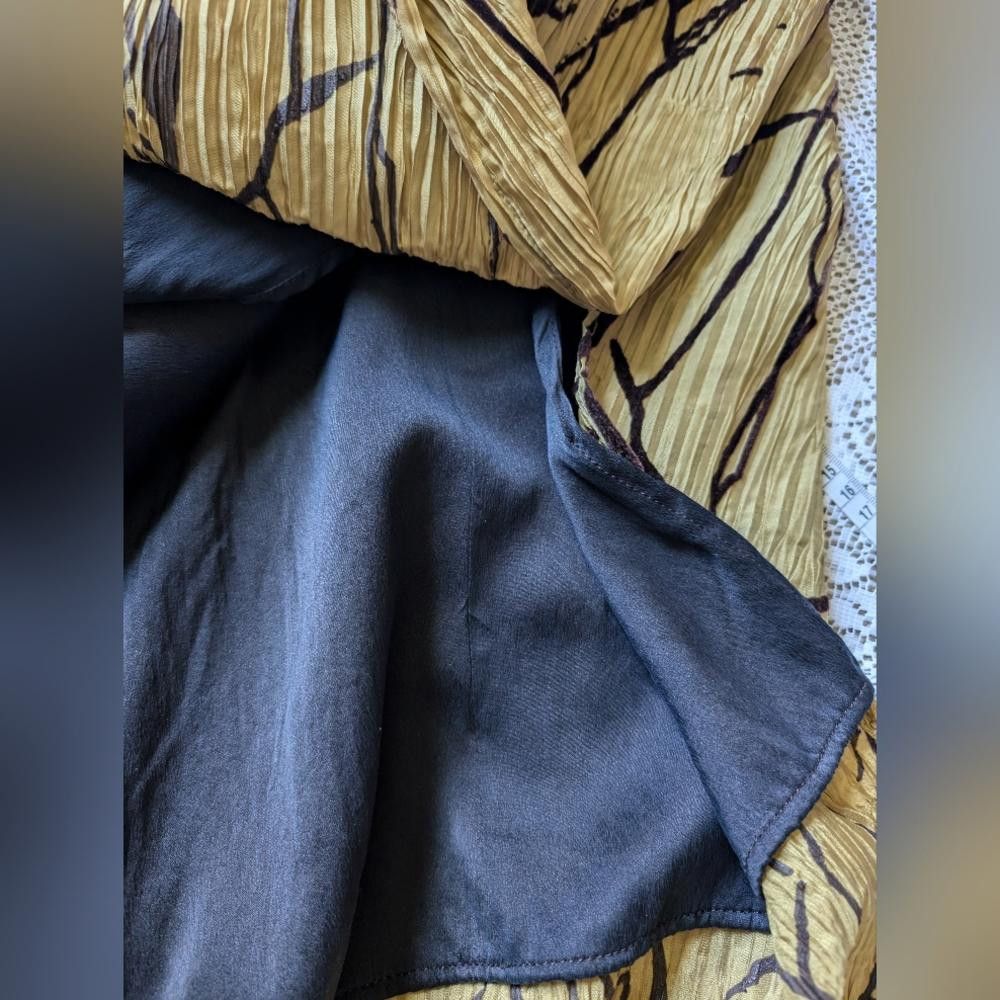 Designer Rare Joan McGee Silk Wearable Art Fiber Plisse Dress Size M / US 6-8 / IT 42-44 - 8 Thumbnail
