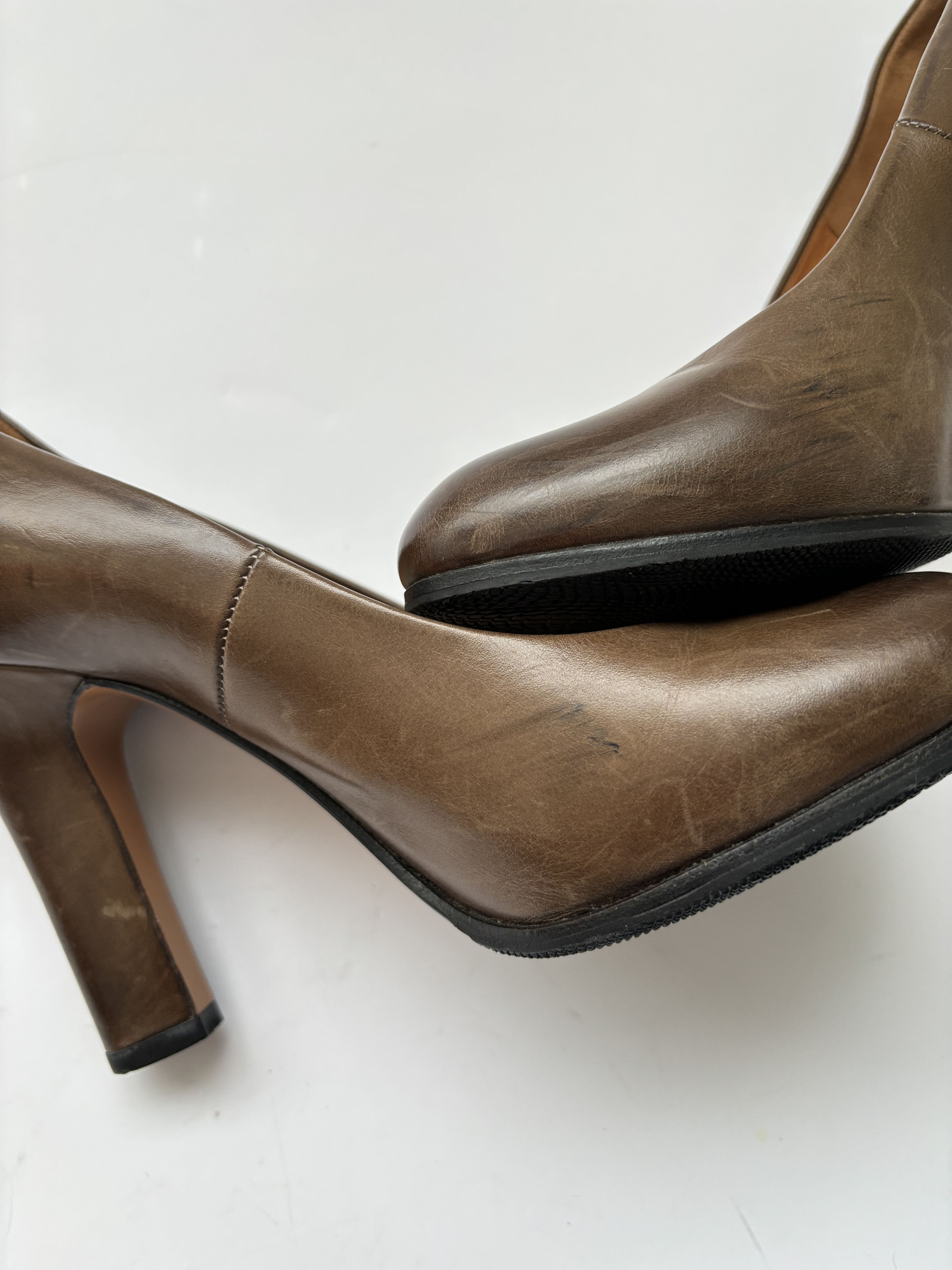 Maison Margiela ⚡️QUICK SALE⚡️Maison Margiela Replica Brown Heeled Pumps Size US 7 / IT 37 - 11 Thumbnail