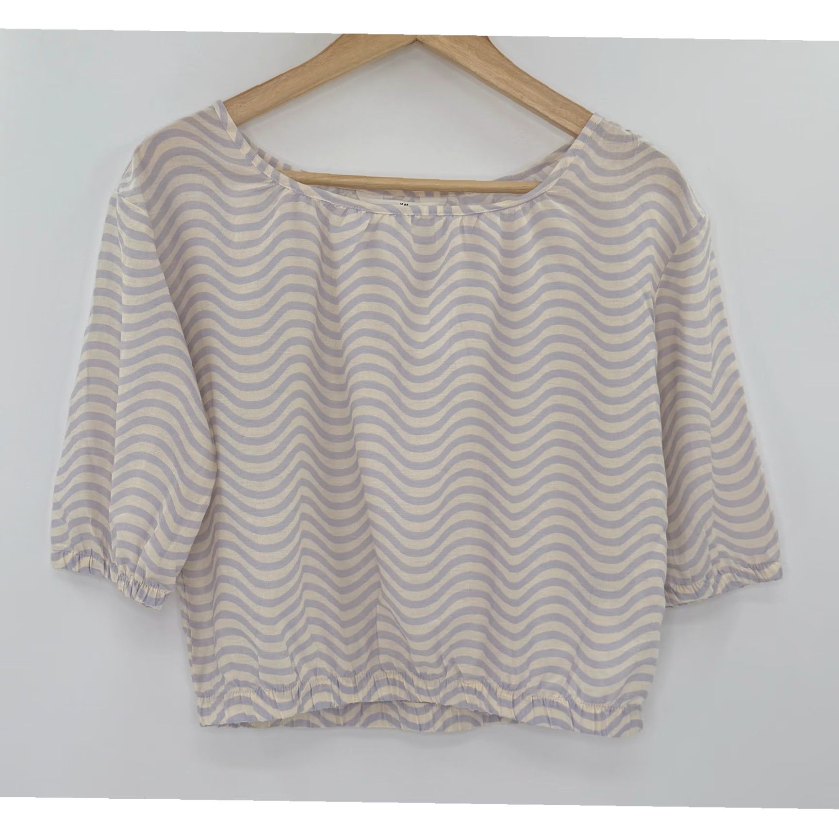 H&M NWT H&M Wave Pattern Top Size 14Y+ Beige and Lilac Cropped Blouse Boho Shirt WomensLam Size XL / US 12-14 / IT 48-50 - 2 Thumbnail