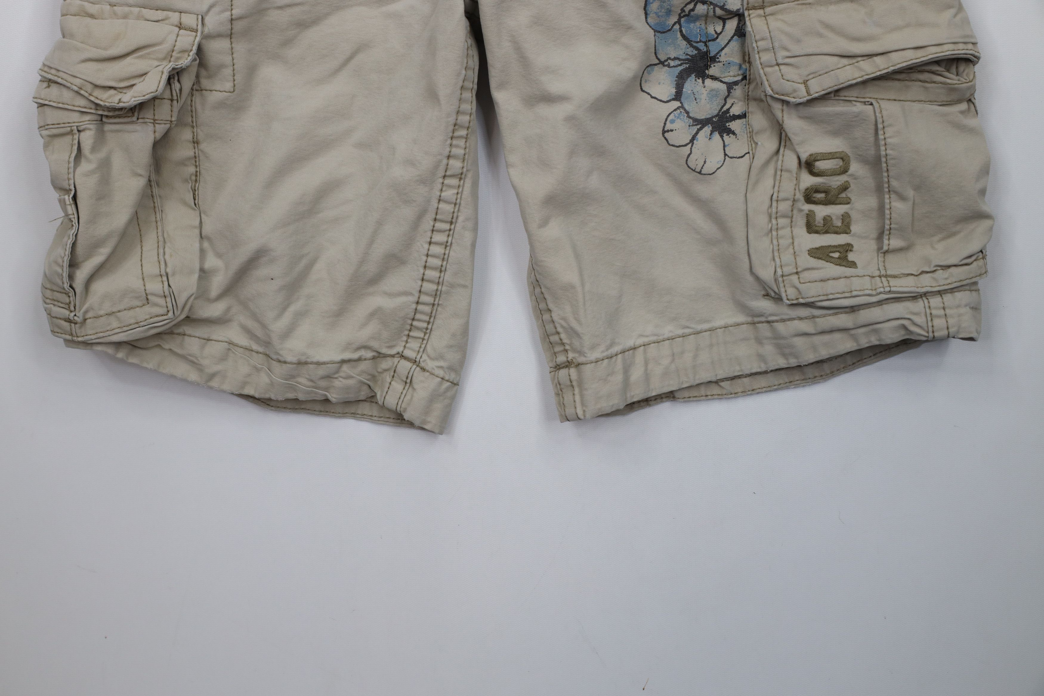 Aeropostale × Vintage Vintage Y2K Aeropostale Flower Cargo Shorts Beige Cotton Size US 31 - 4 Thumbnail
