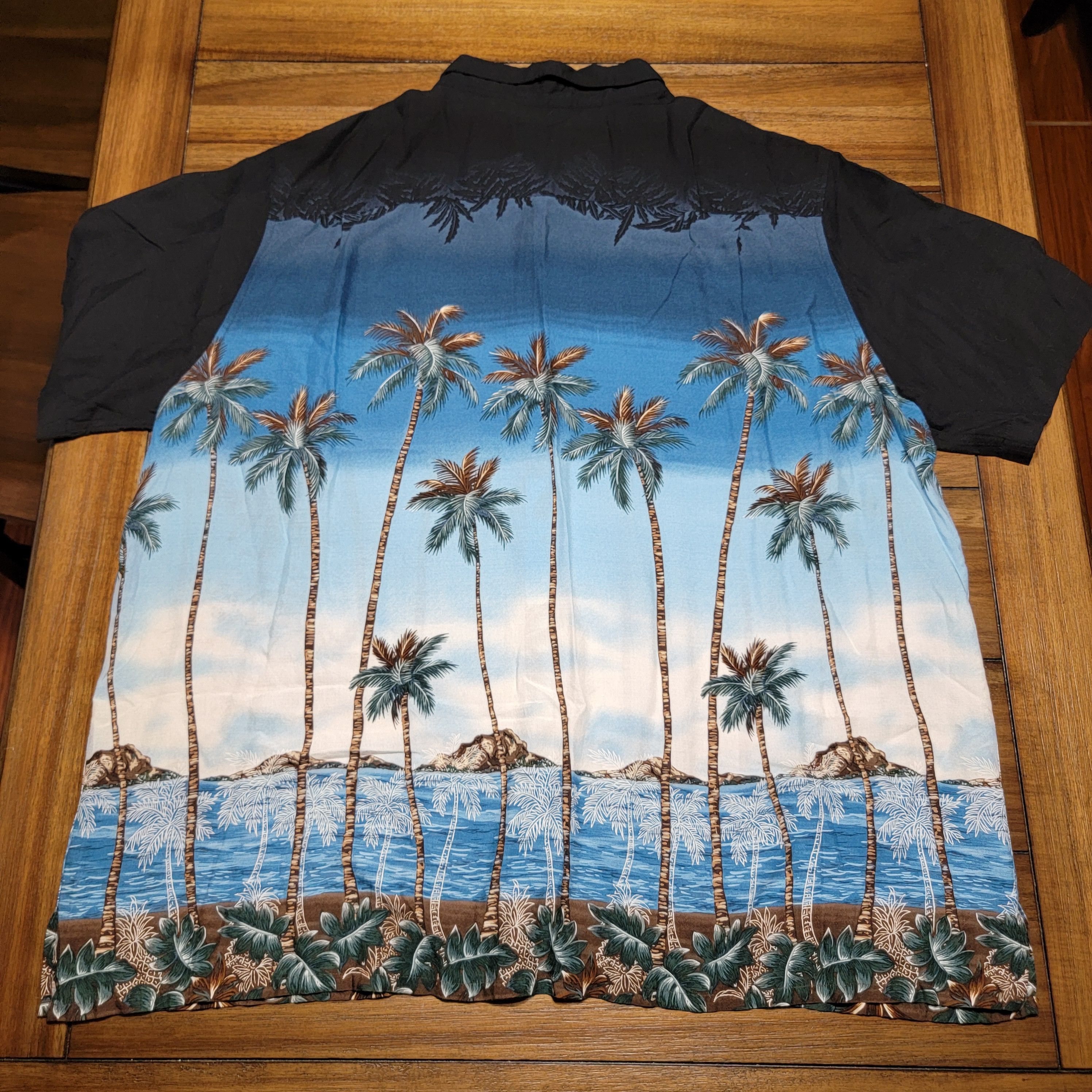 Batik Bay Batik Bay Full Button SS Beach Scene Shirt- 2XL Size US XXL / EU 58 / 5 - 3 Thumbnail