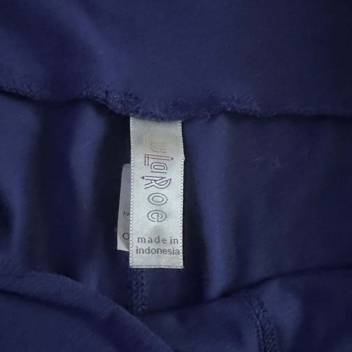 Other LuLaRoe Leggings Size 30" / US 8 / IT 44 - 3 Thumbnail