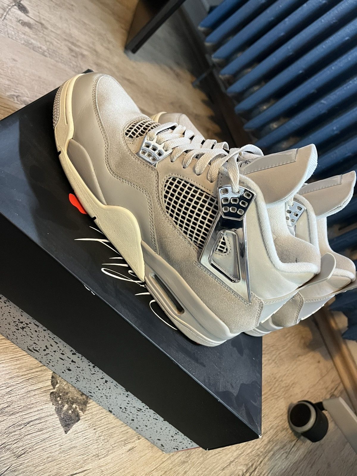 Jordan Brand Air jordan 4 retro Size US 9.5 / EU 42-43 - 2 Thumbnail
