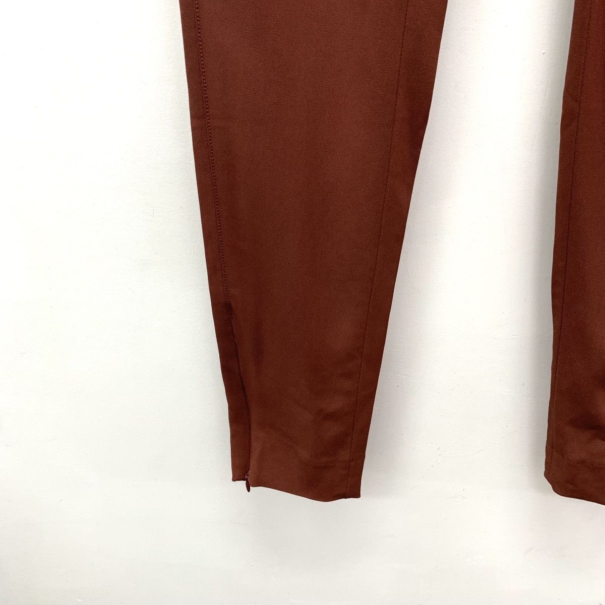 Balenciaga Balenciaga Deep Red Ankle Zipper Design Casual Pants K26WX Size 26" / US 2 / IT 38 - 5 Thumbnail