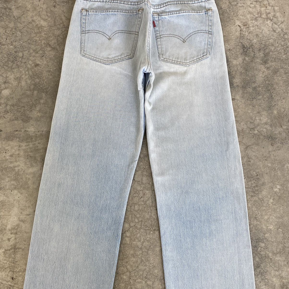 Levi's Size 29x29.5 Vintage Late 80’s Levis 501 Light Blue Jeans Size US 29 - 17 Thumbnail