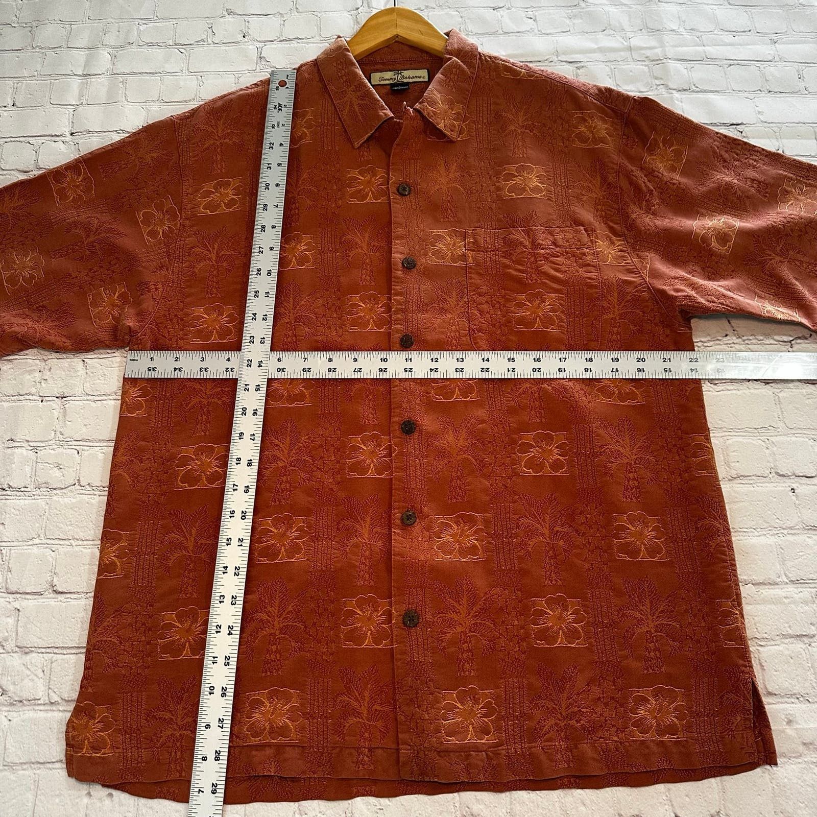 Tommy Bahama Tommy Bahama button down Hawaiian short sleeve Size US L / EU 52-54 / 3 - 6 Thumbnail