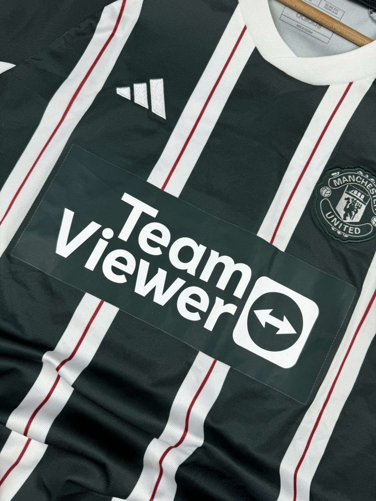 Adidas × Vintage HOJLUND Manchester United 2023/24 Adidas Jersey Blokcore XL Size US XL / EU 56 / 4 - 5 Thumbnail