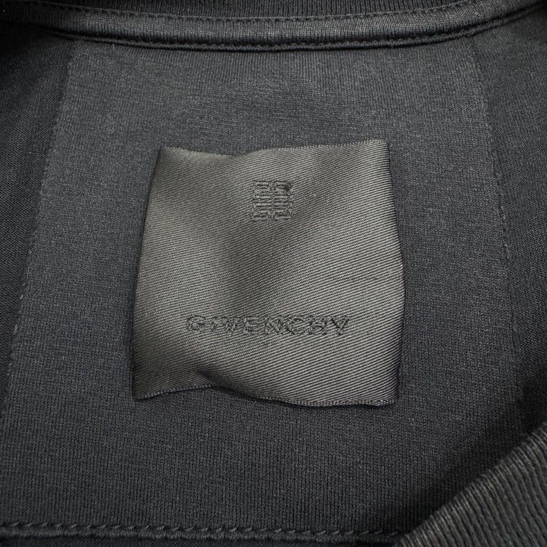 Givenchy Givenchy Embroidered Lettering Logo Short Sleeve, Size Size US L / EU 52-54 / 3 - 3 Thumbnail