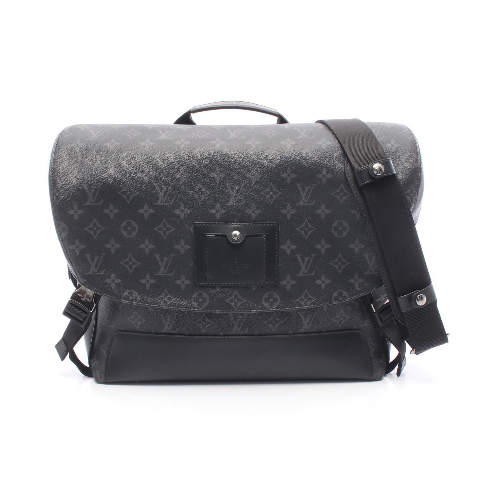 Louis Vuitton Louis Vuitton Louis Vuitton Messenger Voyage MM Monogram Eclipse Coated Canvas Shoulder Bag Textile Shoulder Bag M43276 DUTY FREE for USA Size ONE SIZE - 1 Thumbnail
