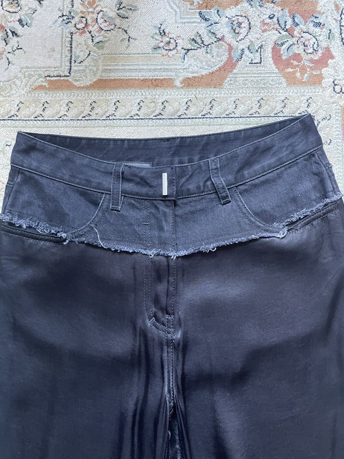 Givenchy Givenchy bi-material jeans Size US 26 / EU 42 - 2 Thumbnail