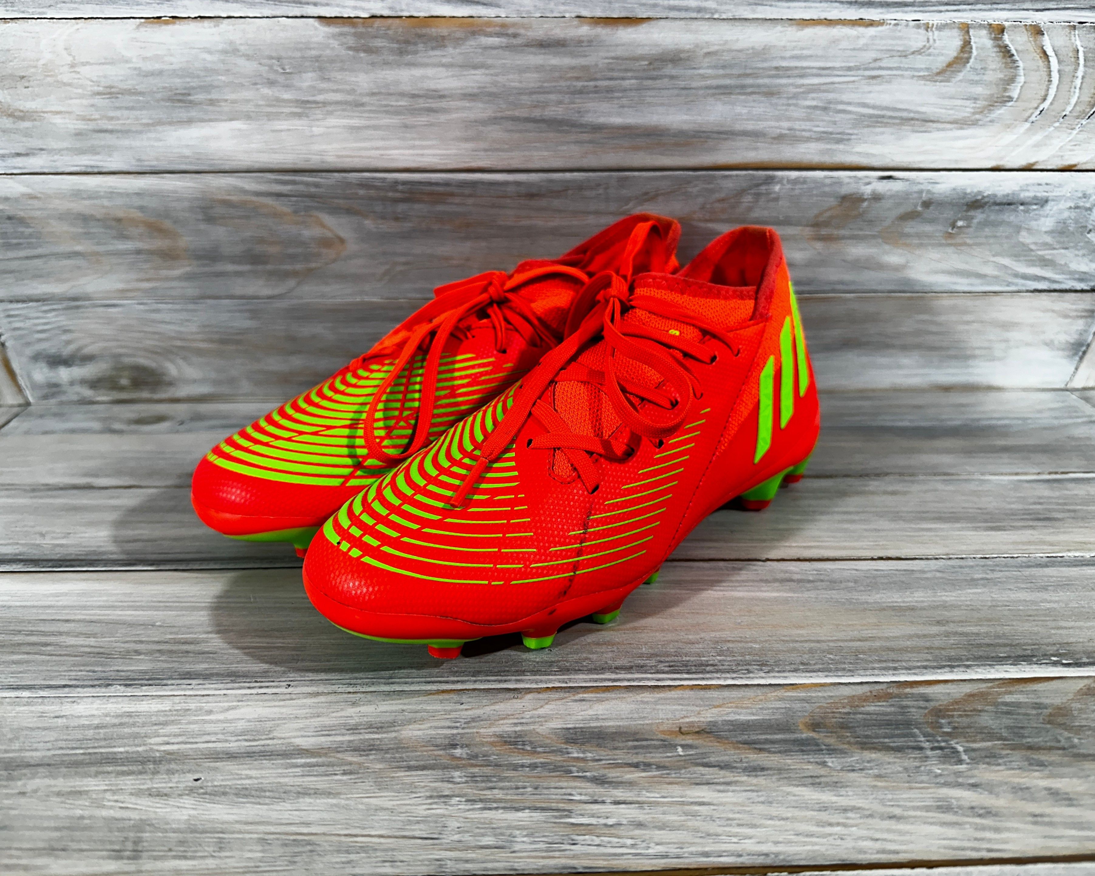 Adidas Adidas Predator Edge.3 MG Junior Football Cleats Boots Sport Size US 5 / EU 37 - 17 Thumbnail