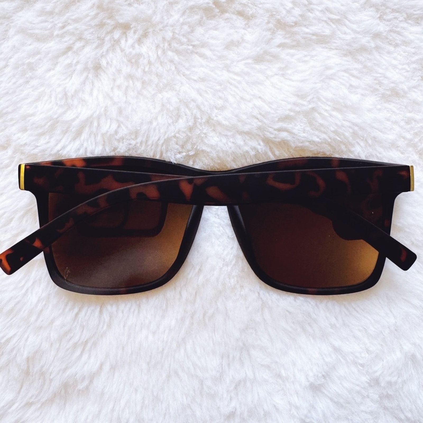 Other Otto Tortoise Brown Angular Frame Sunglasses Size ONE SIZE - 12 Thumbnail